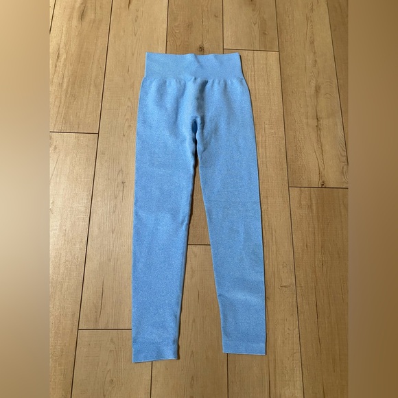 Pants - Blue Seamless High-Waist Yoga Leggings | Size M | Sculpt & Stretch Fit